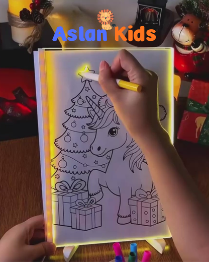 AslanKids™ LED Işıklı Yazı ve Çizim Tahtası – Çocuklar İçin Eğitici ve Eğlenceli Akrilik Pano